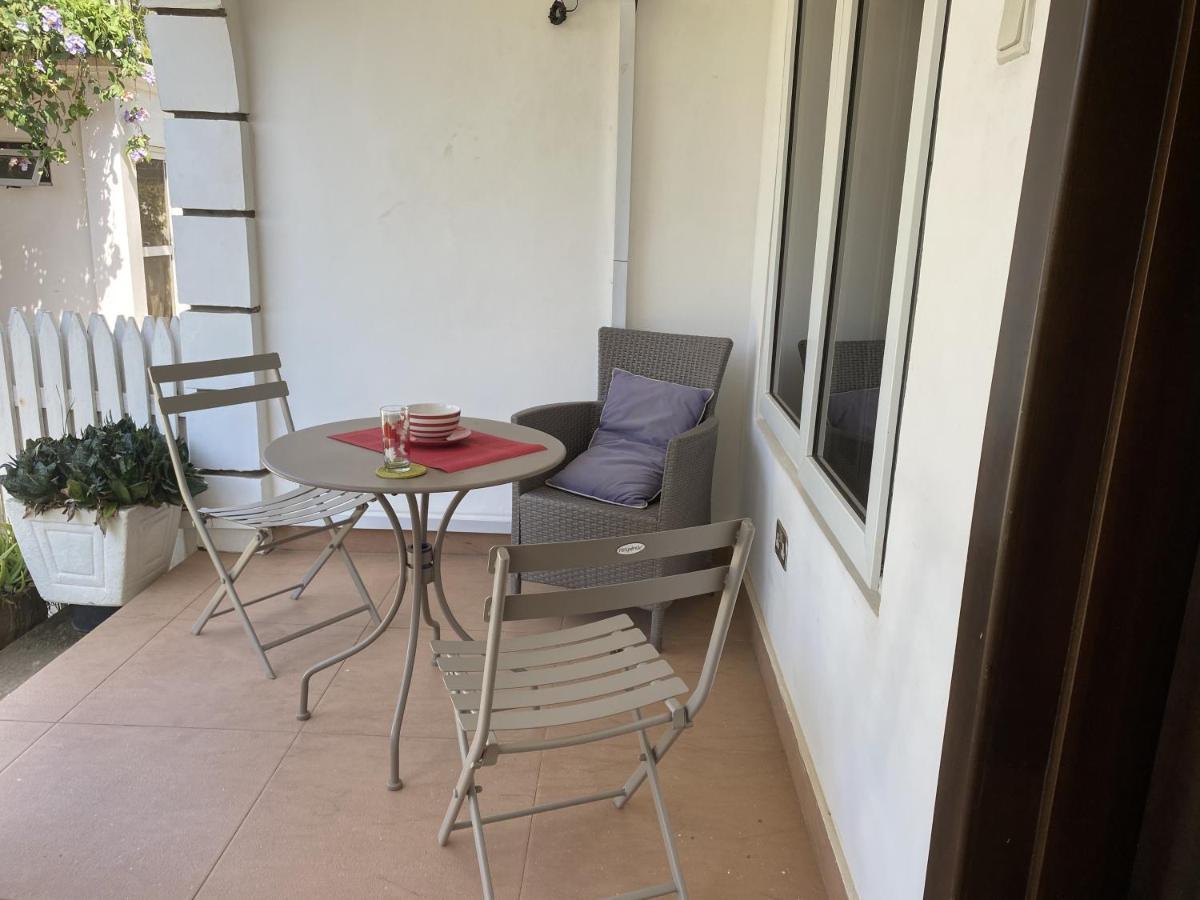 B Bakerstreet - Beautiful Two Bedroom Apartment Акра Екстериор снимка